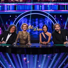 Richard Genzer, Tatiana Drexler, Laura Arcolinová a Ján Ďurovčík v šou Let's Dance