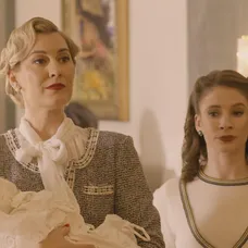 Jana Kovalčiková v seriáli Dunaj, k vašim službám