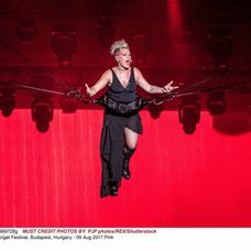 P!nk predviedla v Budapešti dokonalú šou