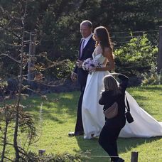 Herecký pár Jon Hamm a Anna Osceola si povedali áno