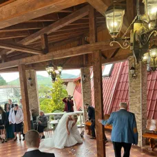 Na zábave nechýbali tradičné svadobné zvyky