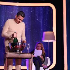 Podľa pokynu jej však mal nešikovne vykĺznuť