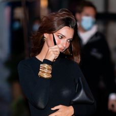 Emily Ratajkowski 