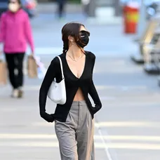 Emily Ratajkowski