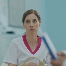 Má Katarína dôvod žiarliť na Richarda a jeho známosť s Barborou?