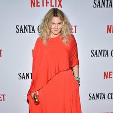 Drew Barrymore na losangelskej premiére seriálu Santa Clarita Diet