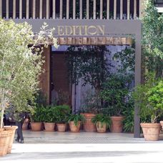 Miesto, kde okradli Lily Collins