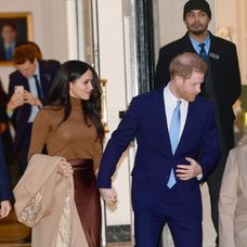 Meghan bolo zjavne teplo.