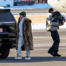 Rihanna s rodinou v Aspene