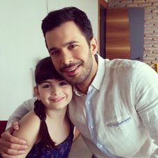 Esra v seriáli V hre je láska