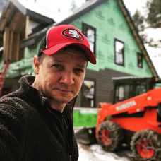 Jeremy Renner