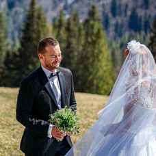 Lenka Vacvalová sa vydala. 