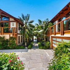 Pierce Brosnan predáva svoj dom v Malibu