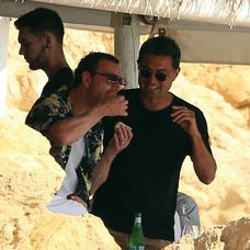 Michael Fassbender a Alicia Vikander