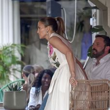 Ben Affleck je nervózny z fotografov