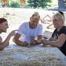 Dáša, Peťo, Jano a Jana prišli na Farmu ako prví