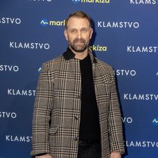 Tomáš Maštalír na premiére seriálu Klamstvo