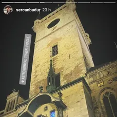Víťazné gesto Petra Sagana po zisku siedmeho zeleného dresu na TdF.