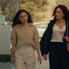 Veľvyslancova dcéra