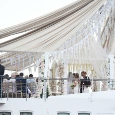 Nevesta deň po svadbe. 