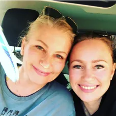 Natália Puklušová s mamou.