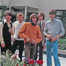 Vo veku 70 rokov nečakane zomrel spevák Colin Gibb z kapely Black Lace