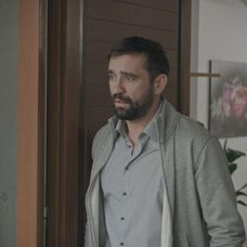 Eva po hádke s Jakubom skončila zakrvavená na dlážke.