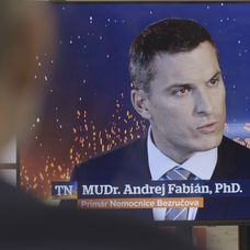 Ján Koleník ako Andrej Fabián.