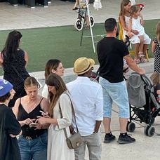 Chris Rock a Lake Bell v Trogire.