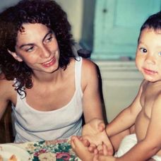 Malinký Giovanni s maminou