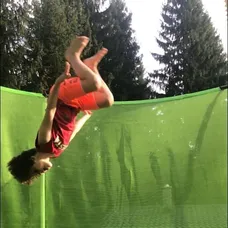 Zabaví sa aj s dážďovkou
