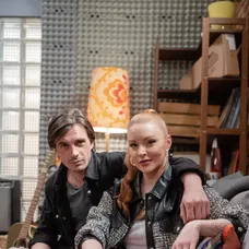 Daniel Žulčák a Barbora Švidraňová ako Dávid a Miša.
