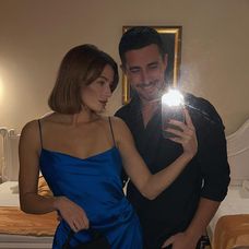 Laura a Martin sa po výhre v šou Love Island zasnúbili.