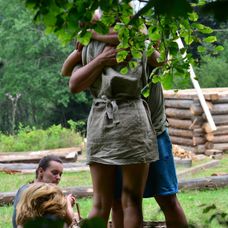 Selena Gomez a Timothée Chalamet počas nakrúcania vášnivej scény