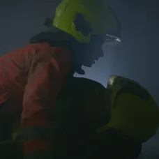 Adam Bardy ako záchranár v Ordinácii v ružovej záhrade