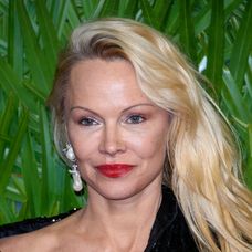 Pamela Anderson 