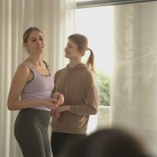 Adriana Špronglová v Mame na prenájom