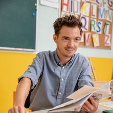 Dávid Hartl ako nový učiteľ Edo.