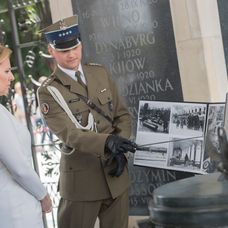 Slovenská prezidentka Zuzana Čaputová (uprostred) počas stretnutia s krajanmi v závere jej prvej návštevy Maďarska v Budapešti v