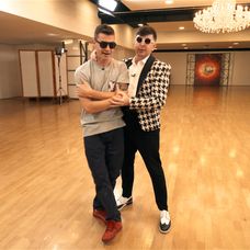 Obľúbený moderátor stvárnil legendárneho kórejského speváka v šou Tvoja tvár znie povedome