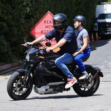 J Lo dovolenkuje sama