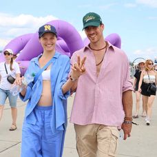 Adam Bardy s manželkou Bibi na festivale Grape