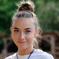 Natália Lopašovská