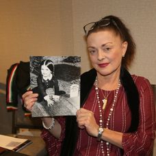 Lisa Loring