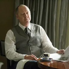 Herec James Spader v seriáli Čierny zoznam ako Raymond 
