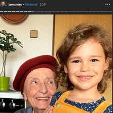 Hrozba pretrhnutia hrádze vodnej nádrže Toddbrook neďaleko obce Whaley Bridge