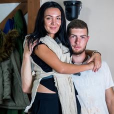 Tréner Nových Zámkov Miroslav Mosnár v dueli na ľade Slovana Bratislava.