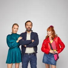 Andrea Štefančíková, Kamil Mikulčík a Táňa Pauhofová v seriáli Výnimočná Nikol