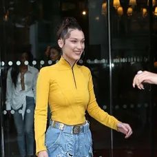 Bella Hadid sa vymódila. 