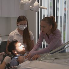 Ani Lenke sa nedarí presvedčiť ho.